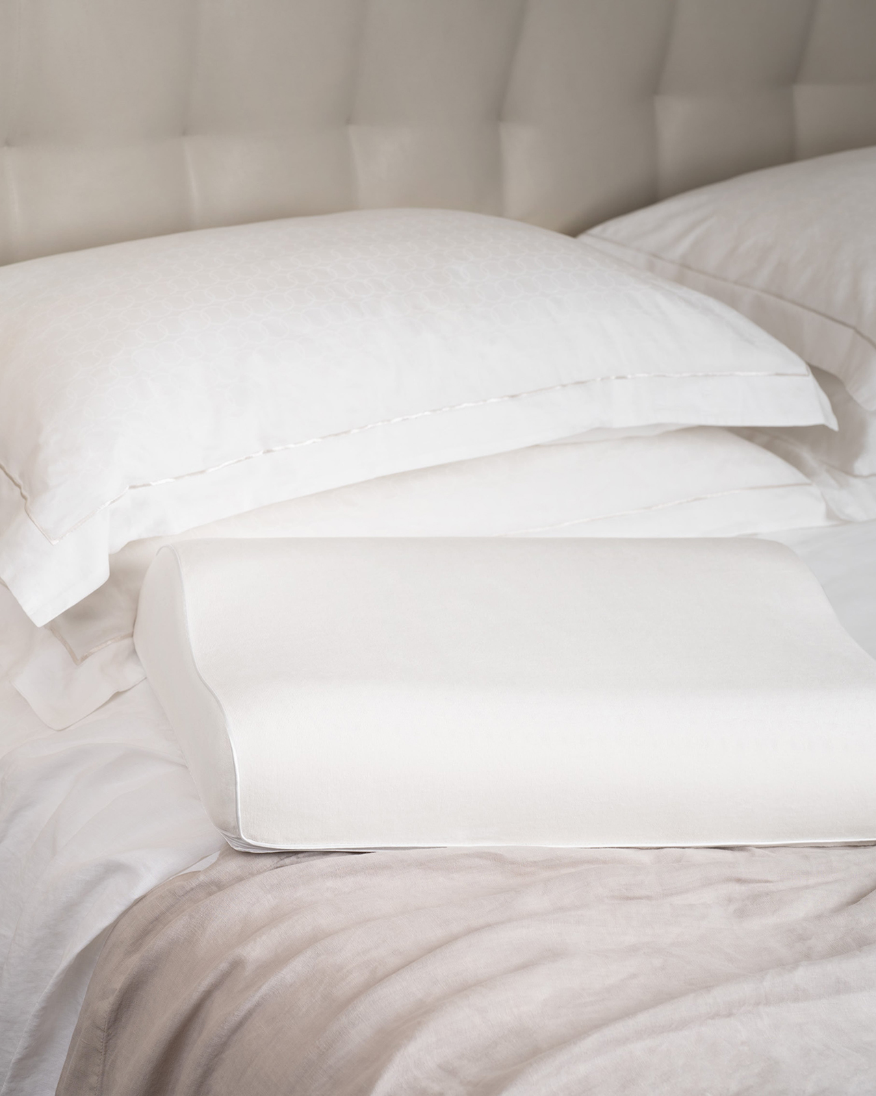 Crown latex pillow shop